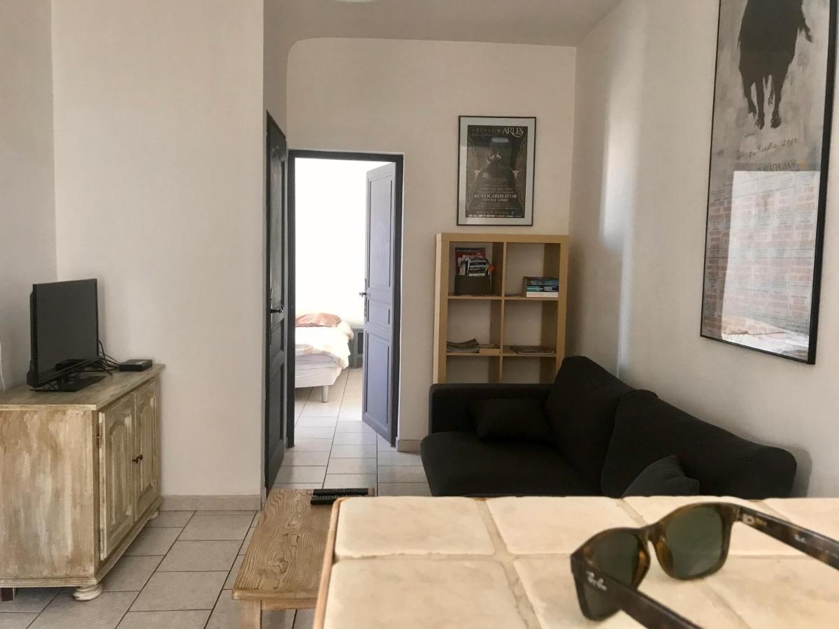 Reveil Vue Sur Les Arenes Arles Exterior photo
