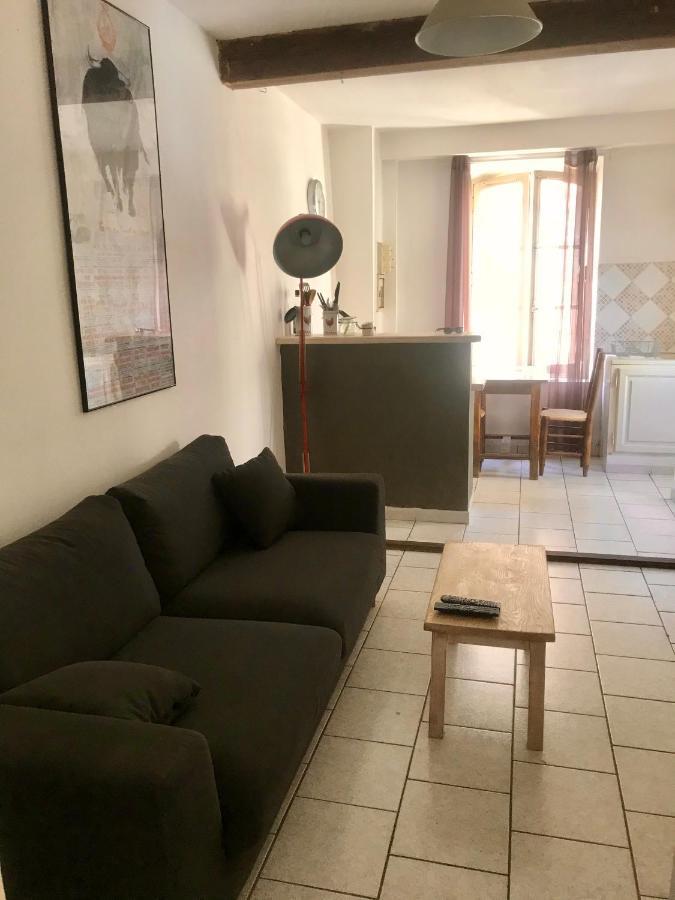 Reveil Vue Sur Les Arenes Arles Exterior photo