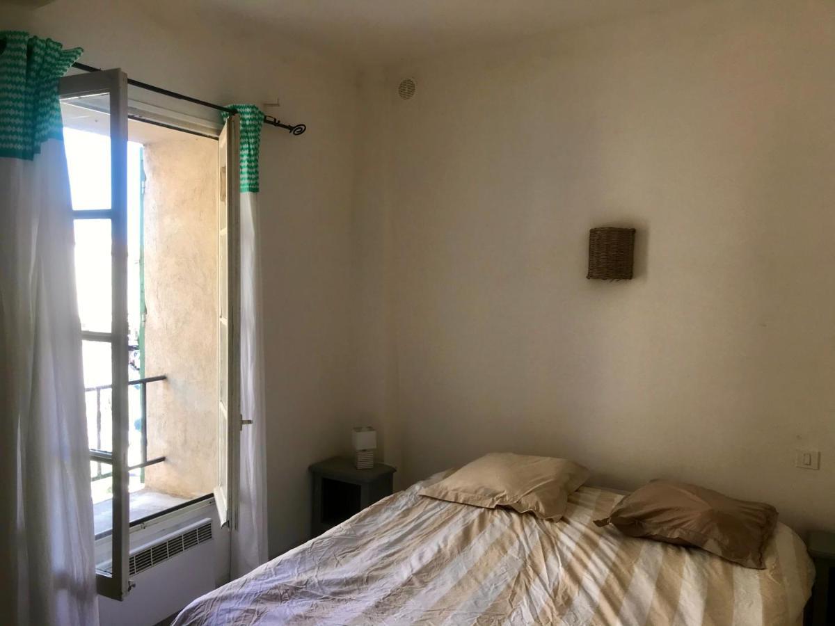 Reveil Vue Sur Les Arenes Arles Exterior photo
